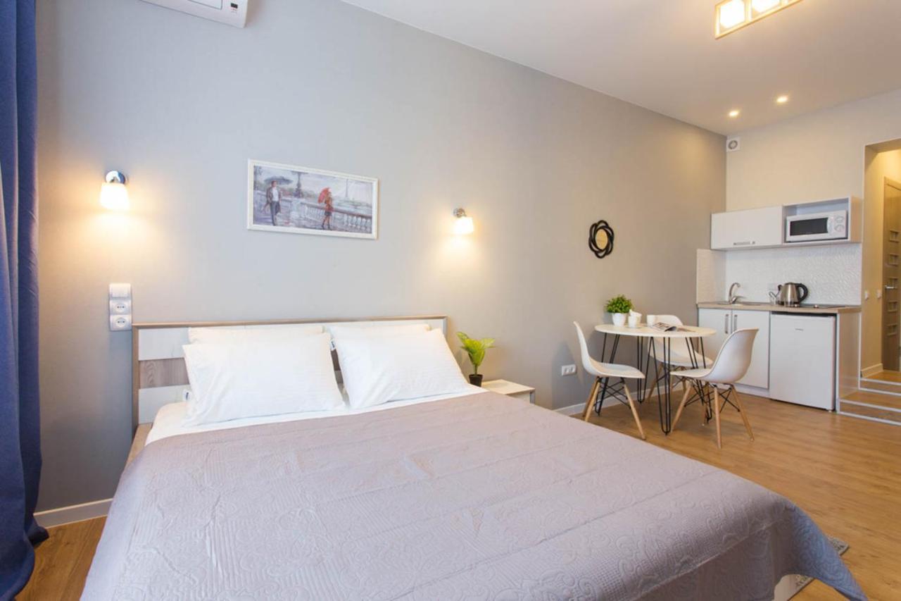 New Studio, Metro Yaroslava Mudroho And Universytet - Chernyshevska Str 95-3 哈尔科夫 外观 照片