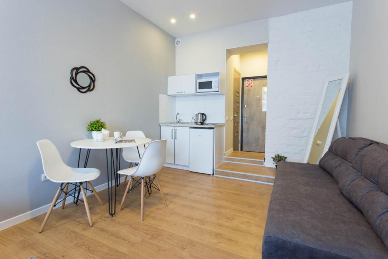 New Studio, Metro Yaroslava Mudroho And Universytet - Chernyshevska Str 95-3 哈尔科夫 外观 照片