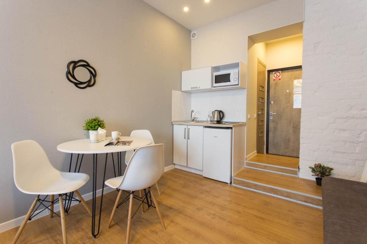 New Studio, Metro Yaroslava Mudroho And Universytet - Chernyshevska Str 95-3 哈尔科夫 外观 照片