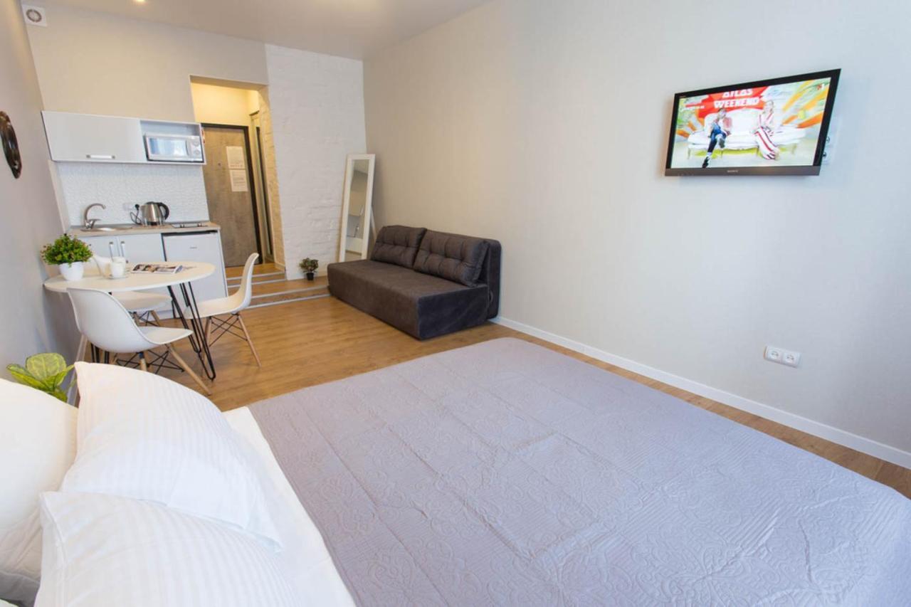 New Studio, Metro Yaroslava Mudroho And Universytet - Chernyshevska Str 95-3 哈尔科夫 外观 照片