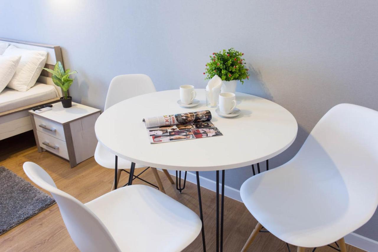 New Studio, Metro Yaroslava Mudroho And Universytet - Chernyshevska Str 95-3 哈尔科夫 外观 照片