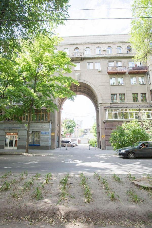 New Studio, Metro Yaroslava Mudroho And Universytet - Chernyshevska Str 95-3 哈尔科夫 外观 照片